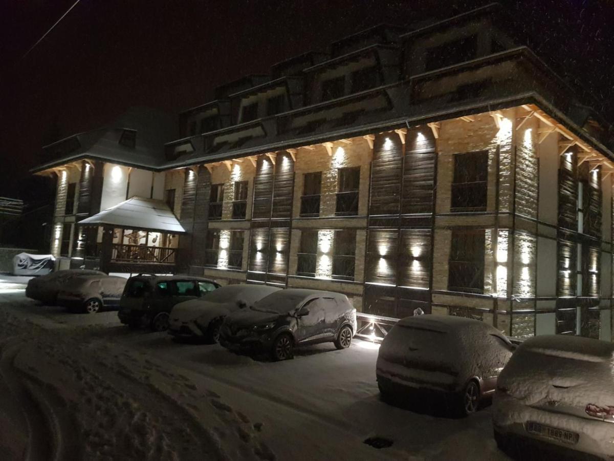 & Zoned Ii, Kopaonik, Lukac - Special Benifit Children Up To 13 Of Age Accompanied By Two Adutls Staj For Free! Free Parking! *