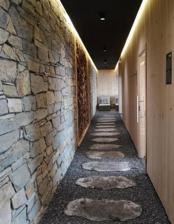 Apartment & Zoned Ii, Kopaonik, Lukac - Special Benifit Children Up To 13 Of Age Accompanied By Two Adutls Staj For Free! Free Parking!